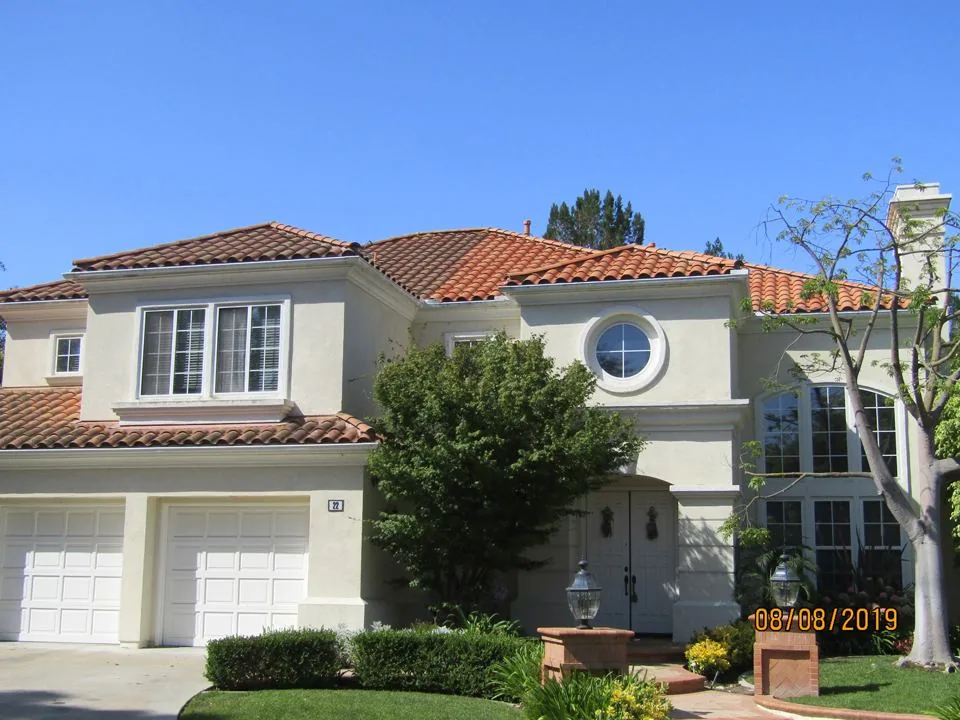 Roof cleaning before and after project in Tustin